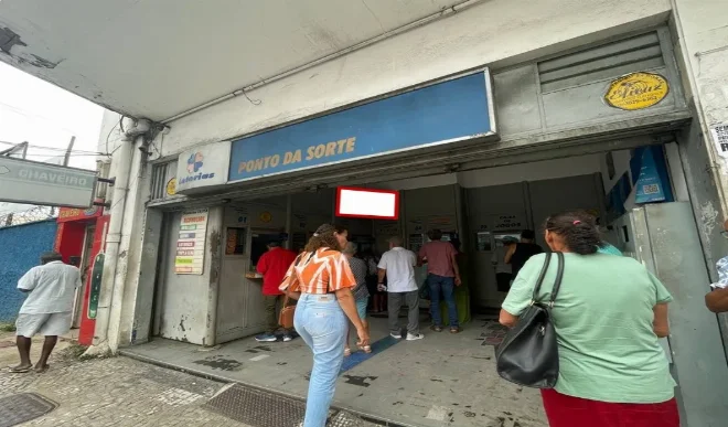 ipatinga-cidade-tv-indoor-placa-painel-comunicacao-visual-midia-ooh-loteria-ponto-da-sorte-avenida-joao-valentim-pascoal-1-tela-centro-889ta
