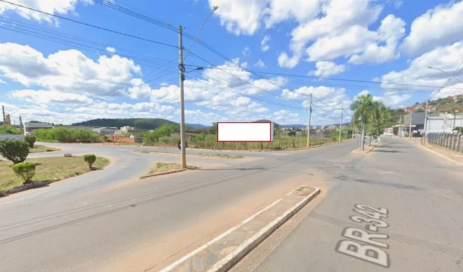 salinas-avenida-floripes-crispim-proximo-da-rodoviaria-entrada-cidade-comunicacao-visual-midia-ooh-outdoor-24vn