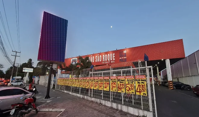 83hk
