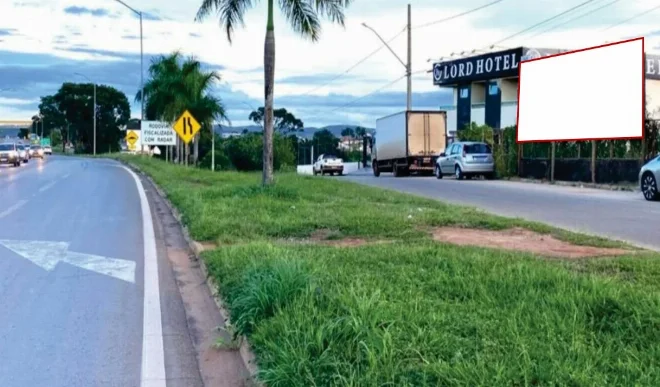 paracatu-cidade-outdoor-placa-painel-comunicacao-visual-publicidade-impulso-house-marginal-br-040-146am