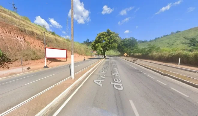 ipatinga-outdoor-placa-painel-comunicacao-visual-midia-ooh7145cnl