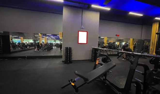 ipatinga-cidade-tv-indoor-placa-painel-comunicacao-visual-midia-ooh-smart-fit-avenida-saimon-bolivar-1-tela-819ta