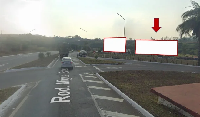 tiradentes-outdoor-placa-painel-comunicacao-visual-midia-ooh-rodovia-miguel-batista-rotatoria-entrada-da-cidade-25mx